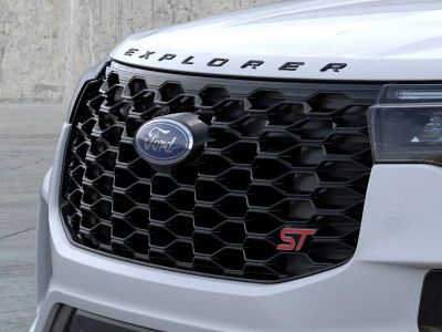 2026 Ford Explorer — photo 17 view
