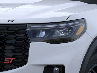 2026 Ford Explorer — photo 18 view
