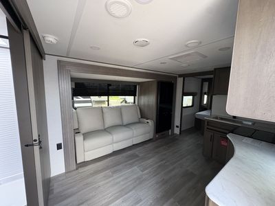 2026 Grand Design Transcend XPLOR — photo 15 view