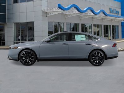 2026 Honda Accord Hybrid - Photo 2