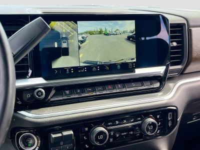 2025 Chevrolet Silverado 2500HD — photo 14 view