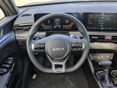2026 Kia K5 — photo 18 view