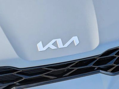 2026 Kia K5 — photo 11 view