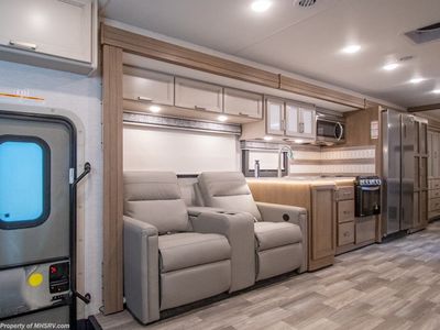 2026 Thor Motor Coach Luminate - Photo 14