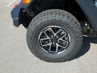 2026 Jeep Wrangler - Photo 11