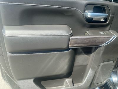 2020 Chevrolet Silverado 2500HD — photo 16 view