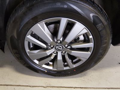 2024 Nissan Pathfinder — photo 17 view