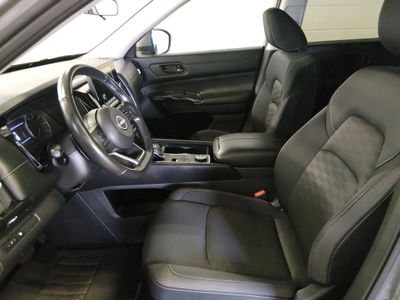2024 Nissan Pathfinder — photo 13 view