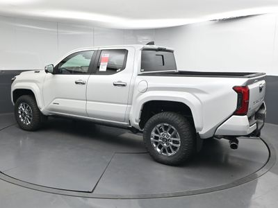 2025 Toyota Tacoma i-FORCE MAX Limited i-FORCE MAX Truck Double Cab - Photo 5