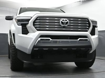 2025 Toyota Tacoma i-FORCE MAX Limited i-FORCE MAX Truck Double Cab - Photo 19
