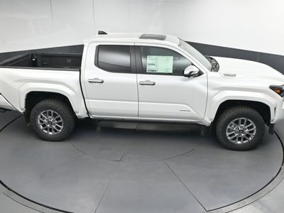 2025 Toyota Tacoma i-FORCE MAX Limited i-FORCE MAX Truck Double Cab - Photo 29