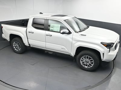 2025 Toyota Tacoma i-FORCE MAX Limited i-FORCE MAX Truck Double Cab - Photo 28