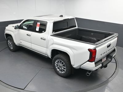 2025 Toyota Tacoma i-FORCE MAX Limited i-FORCE MAX Truck Double Cab - Photo 32