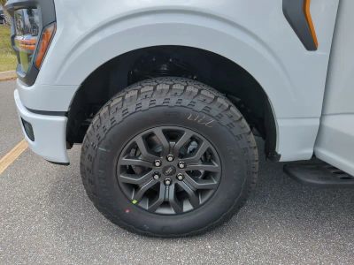 2026 Ford F-150 — photo 32 view