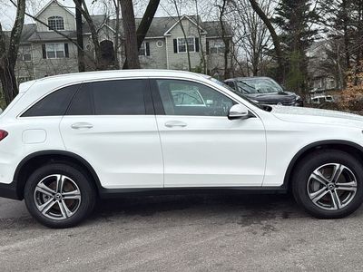 2022 Mercedes-Benz GLC - Photo 2