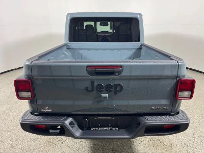 2026 Jeep Gladiator — detail view
