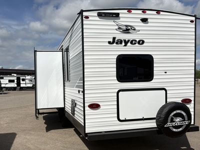 2026 Jayco Jay Flight SLX — engine compartment view