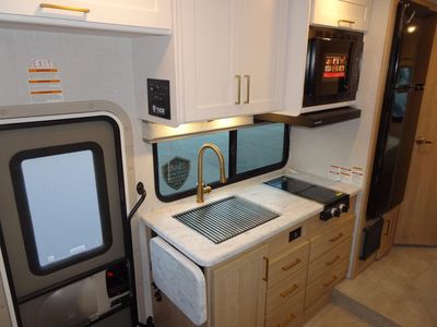 2026 Thor Motor Coach CHATEAU - Photo 11