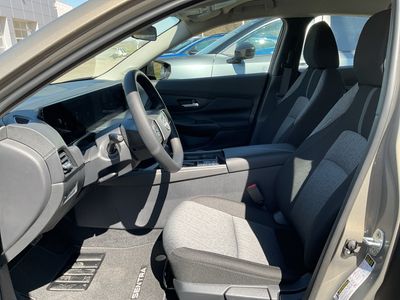 2026 Nissan Sentra — photo 9 view
