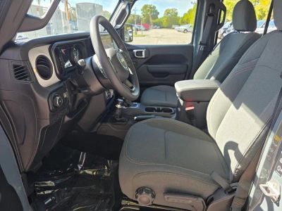 2026 Jeep Wrangler — photo 12 view