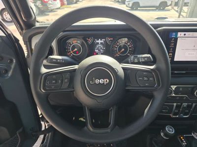2026 Jeep Wrangler — photo 16 view