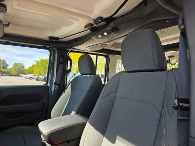 2026 Jeep Wrangler — photo 11 view