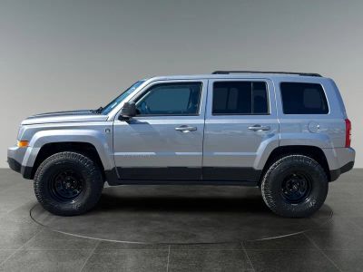 2015 Jeep Patriot — detail view