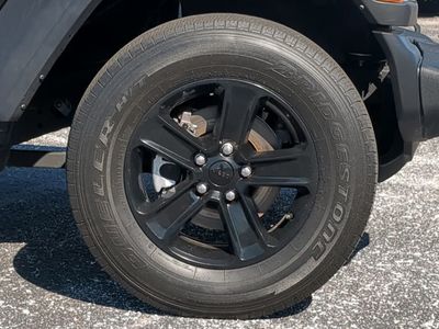2022 Jeep Wrangler - Photo 11