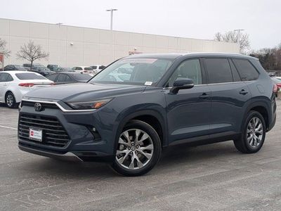 2024 Toyota Grand Highlander - Photo 2