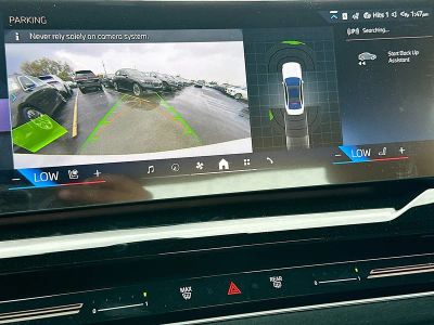 2026 BMW 5 Series — photo 11 view