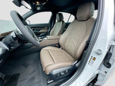 2026 BMW 5 Series — photo 15 view