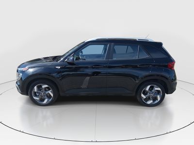 2025 Hyundai Venue - Photo 4
