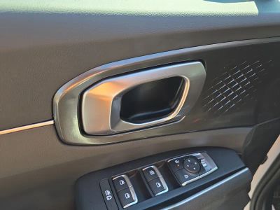 2026 Kia Sorento — photo 17 view