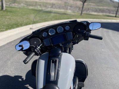 2024 Harley-Davidson FLHTK - Ultra Limited - Photo 9
