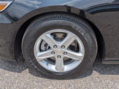2025 Chevrolet Malibu - Photo 9