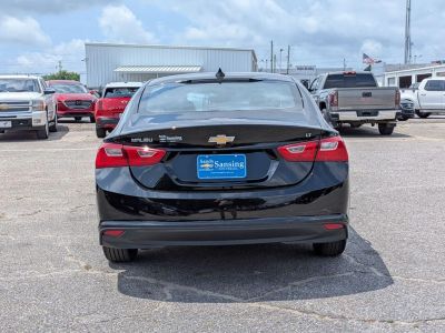 2025 Chevrolet Malibu - Photo 4