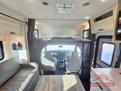 2024 Sunseeker Classic 3010DS Ford — photo 11 view
