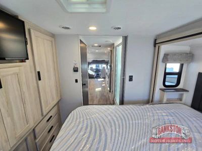2024 Sunseeker Classic 3010DS Ford — photo 35 view