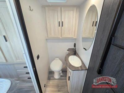 2024 Sunseeker Classic 3010DS Ford — photo 26 view