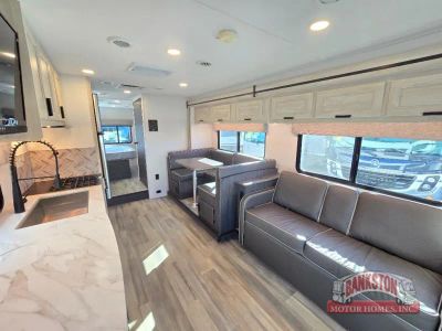 2024 Sunseeker Classic 3010DS Ford — photo 10 view