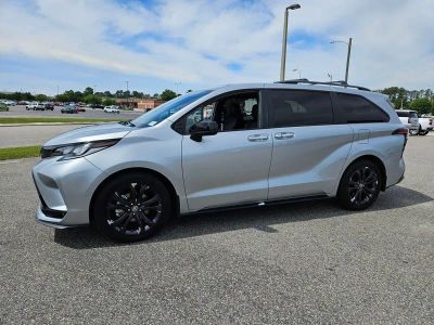 2025 Toyota Sienna — rear three-quarter view