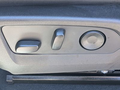 2025 Chevrolet Colorado - Photo 19