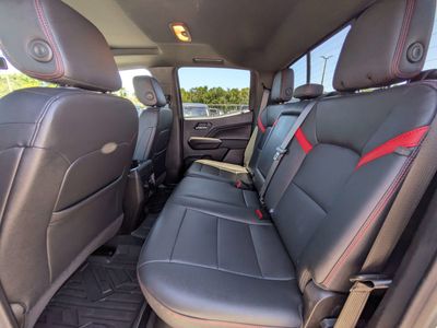 2025 Chevrolet Colorado - Photo 13