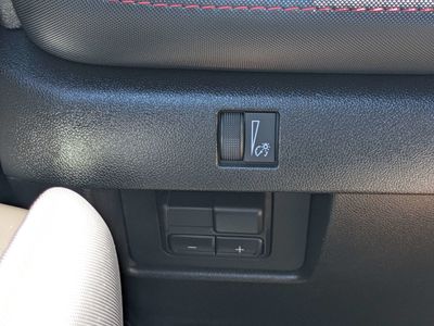 2025 Chevrolet Colorado - Photo 23
