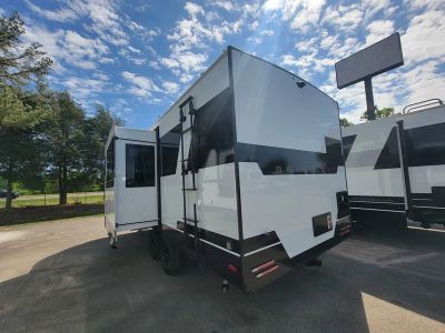 2026 Brinkley RV Model Ix - Photo 3