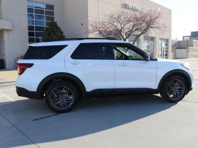 2026 Ford Explorer — detail view