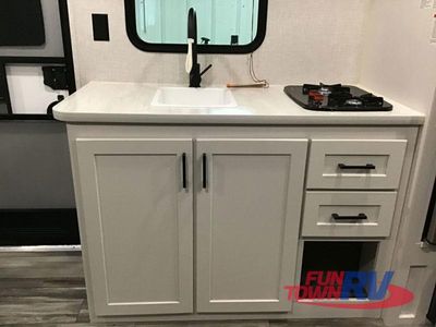 2025 Jayco Jay Flight SLX - Photo 32