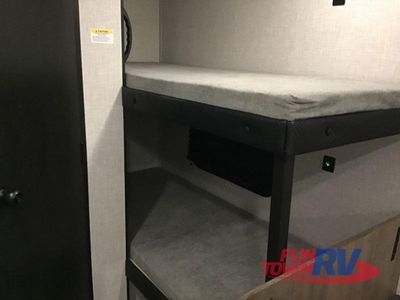 2025 Jayco Jay Flight SLX - Photo 31