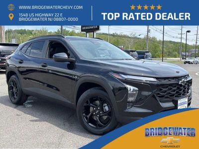 2026 Chevrolet Trax LT in Mosaic Black Metallic — front three-quarter view