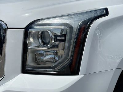 2018 GMC Yukon — photo 9 view